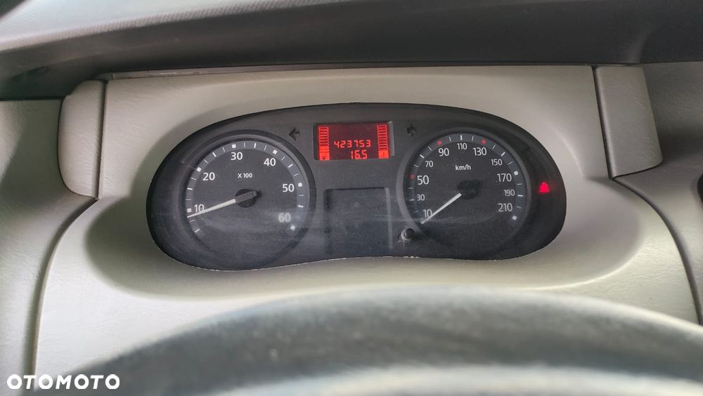 Renault Trafic - 6
