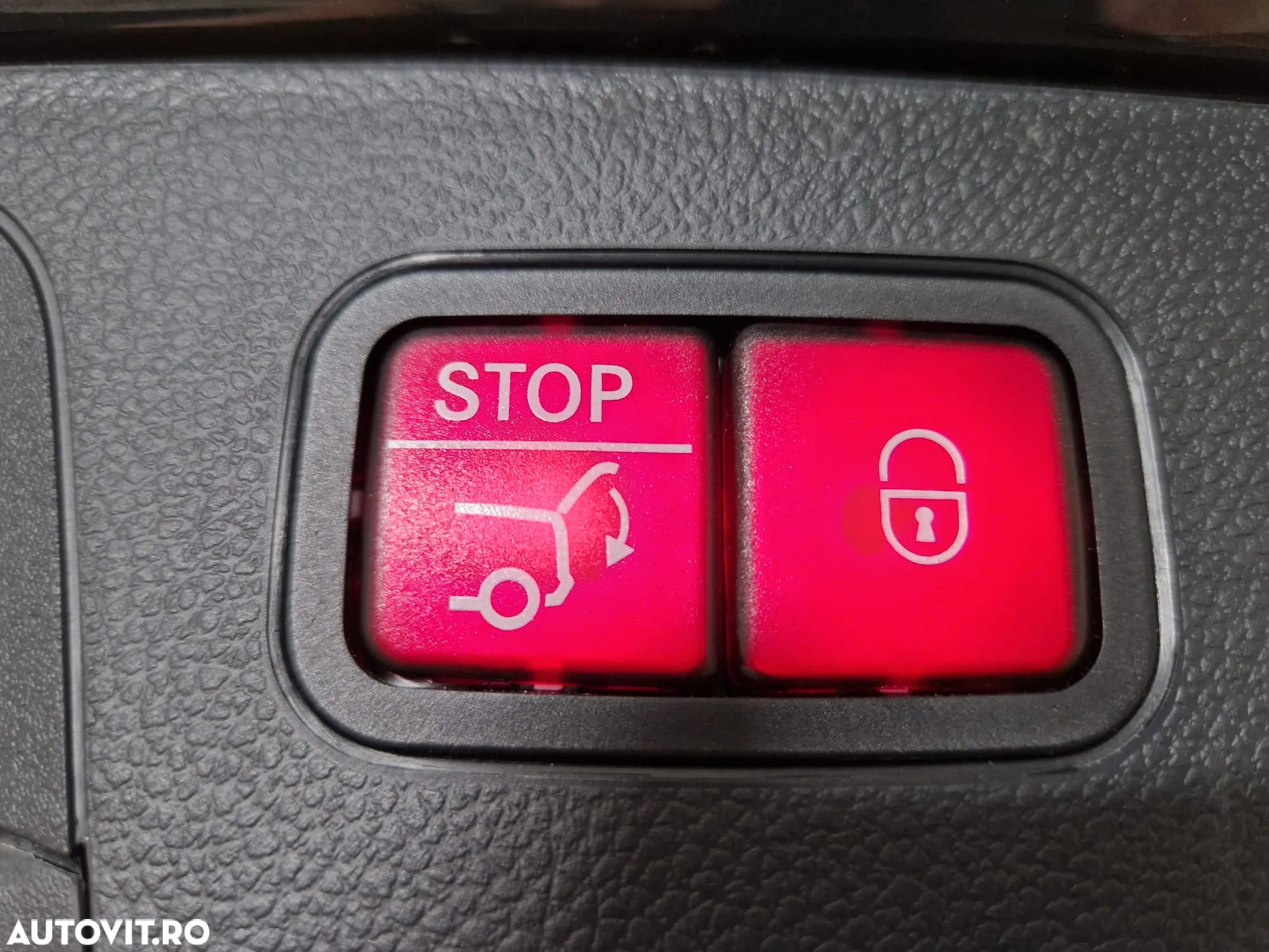 Mercedes-Benz GLC 220 d 4MATIC - 33