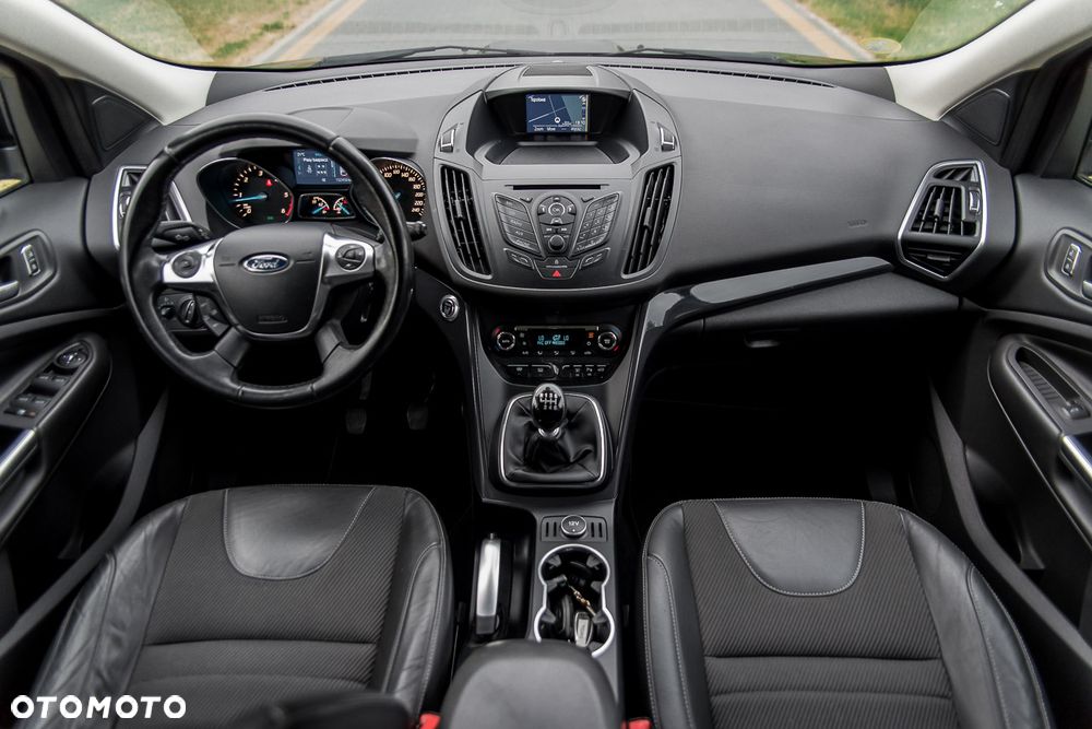 Ford Kuga 2.0 TDCi FWD Titanium - 6