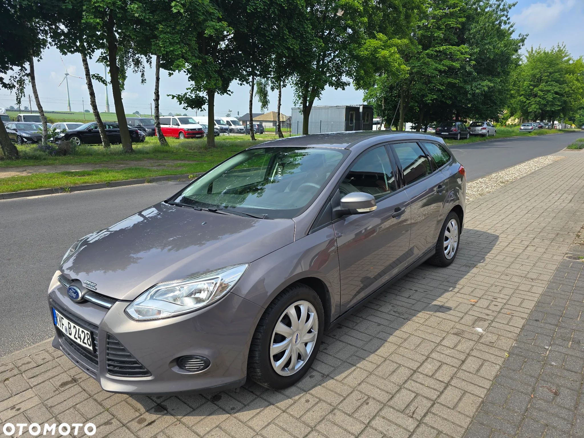 Ford Focus 1.0 EcoBoost 99g Trend - 1