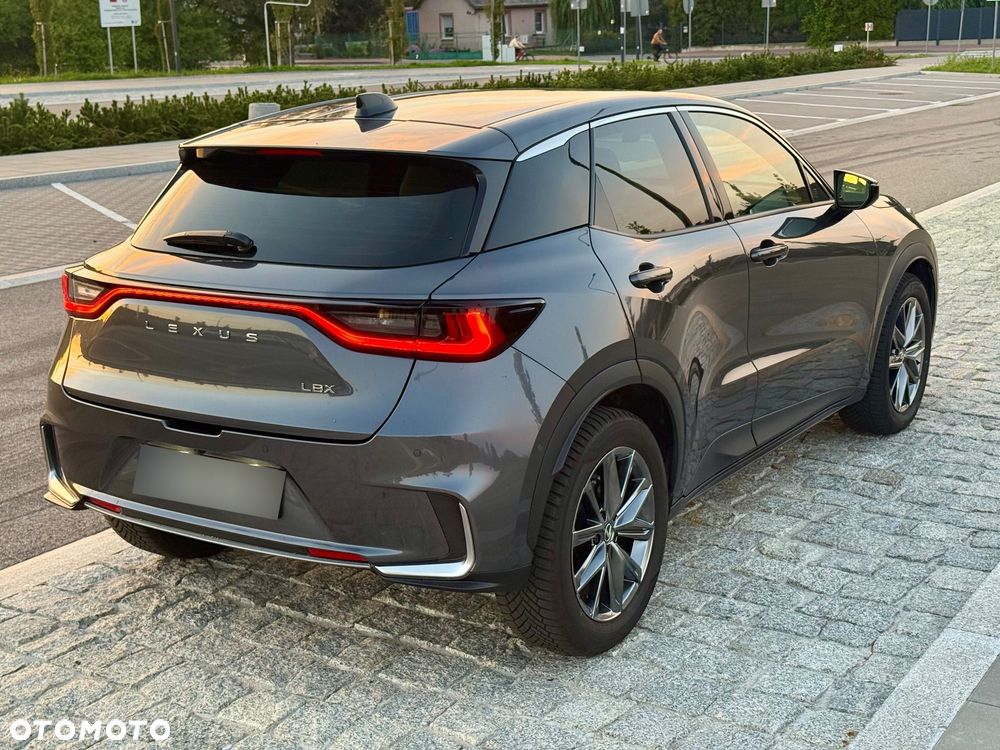 Lexus LBX 1.5 Hybrid Elegant - 28