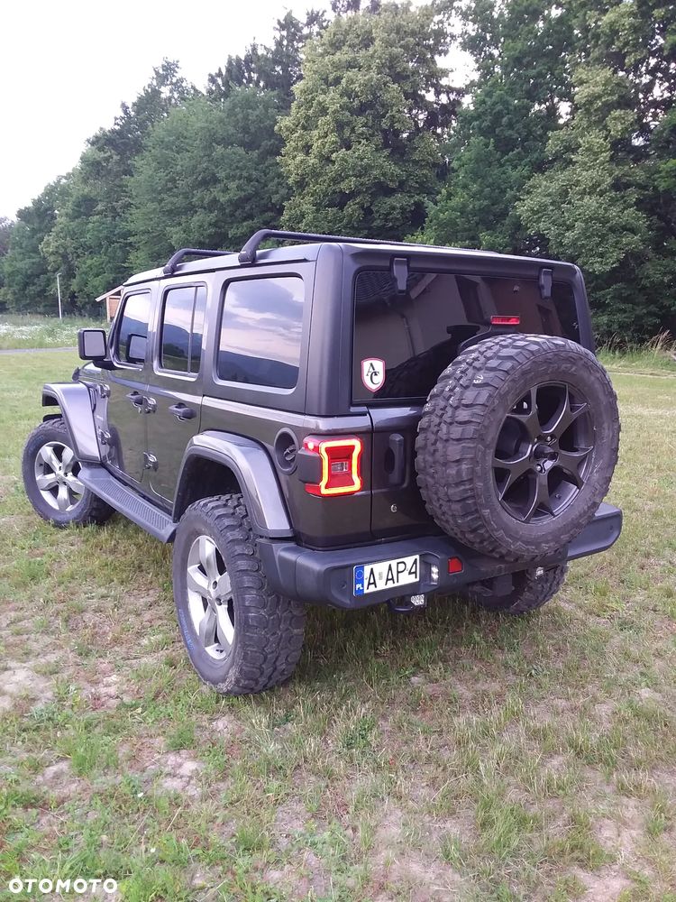 Jeep Wrangler - 4