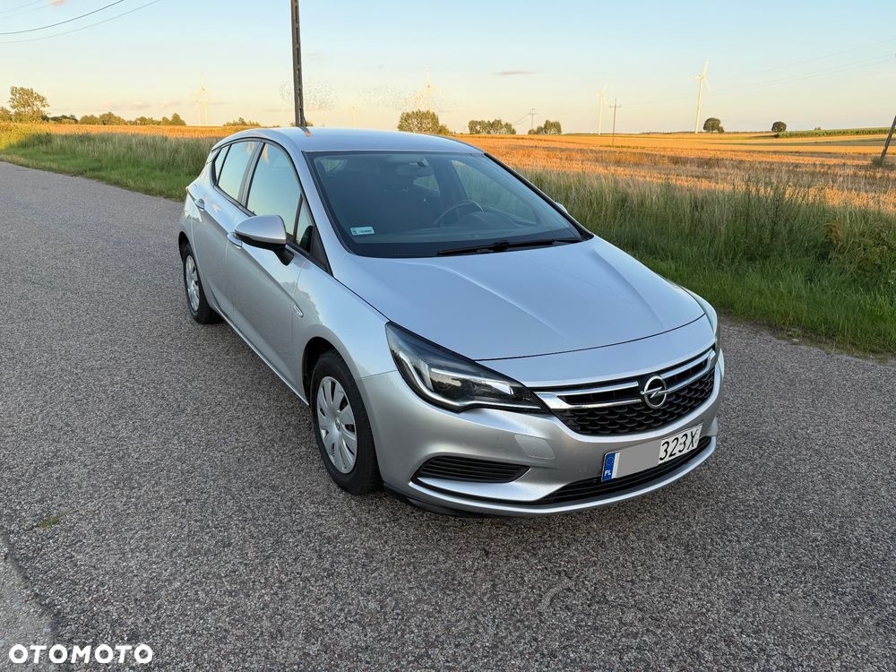 Opel Astra 1.6 CDTI Essentia - 3