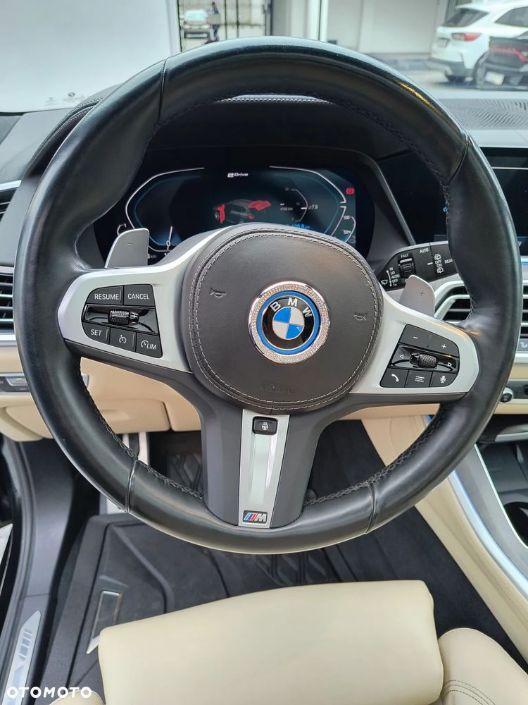 BMW X5 xDrive45e - 14