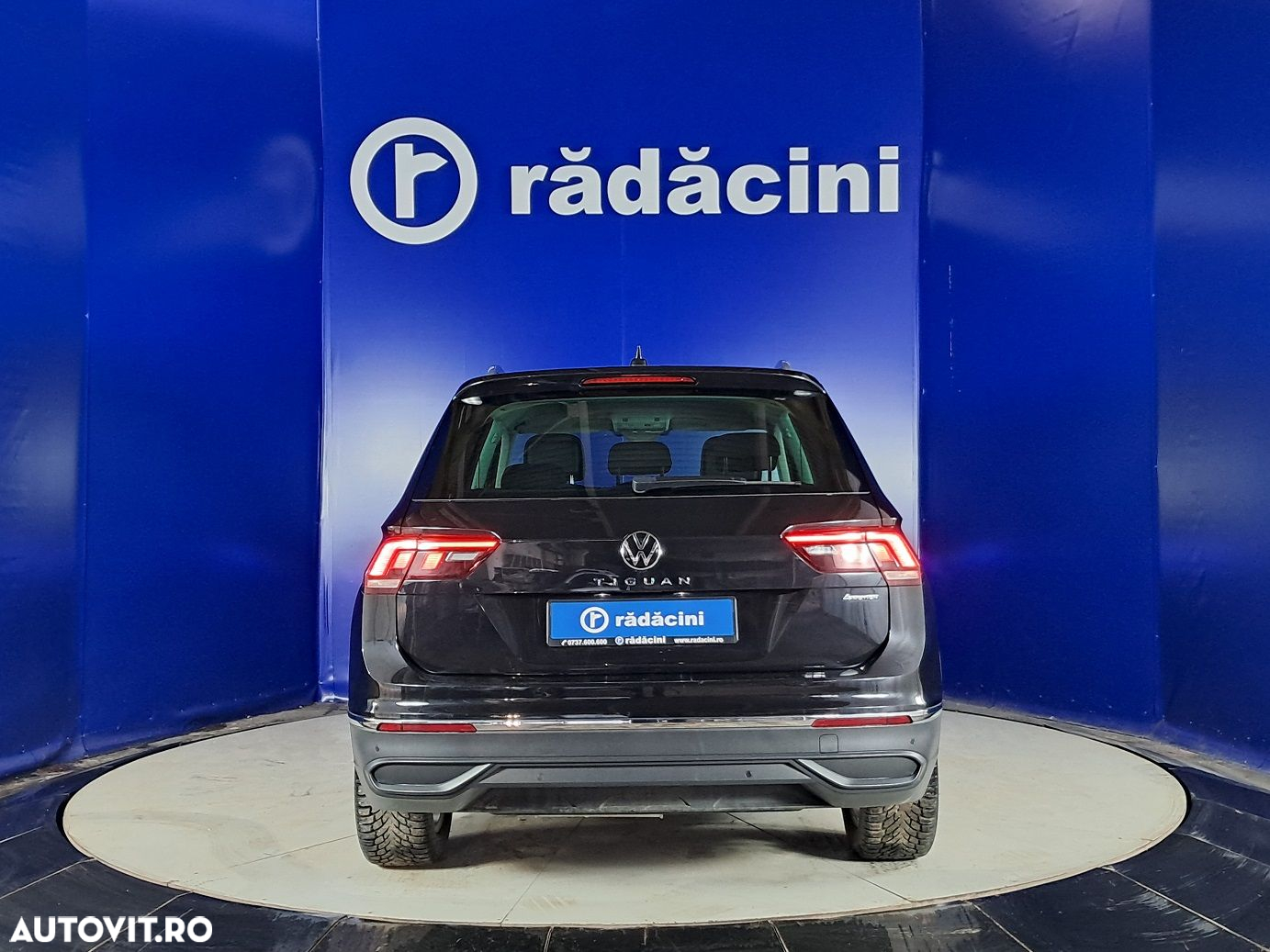 Volkswagen Tiguan - 4
