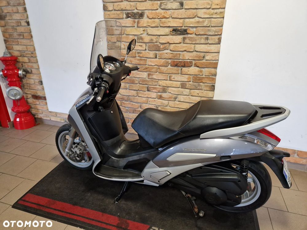 Peugeot Geopolis - 17