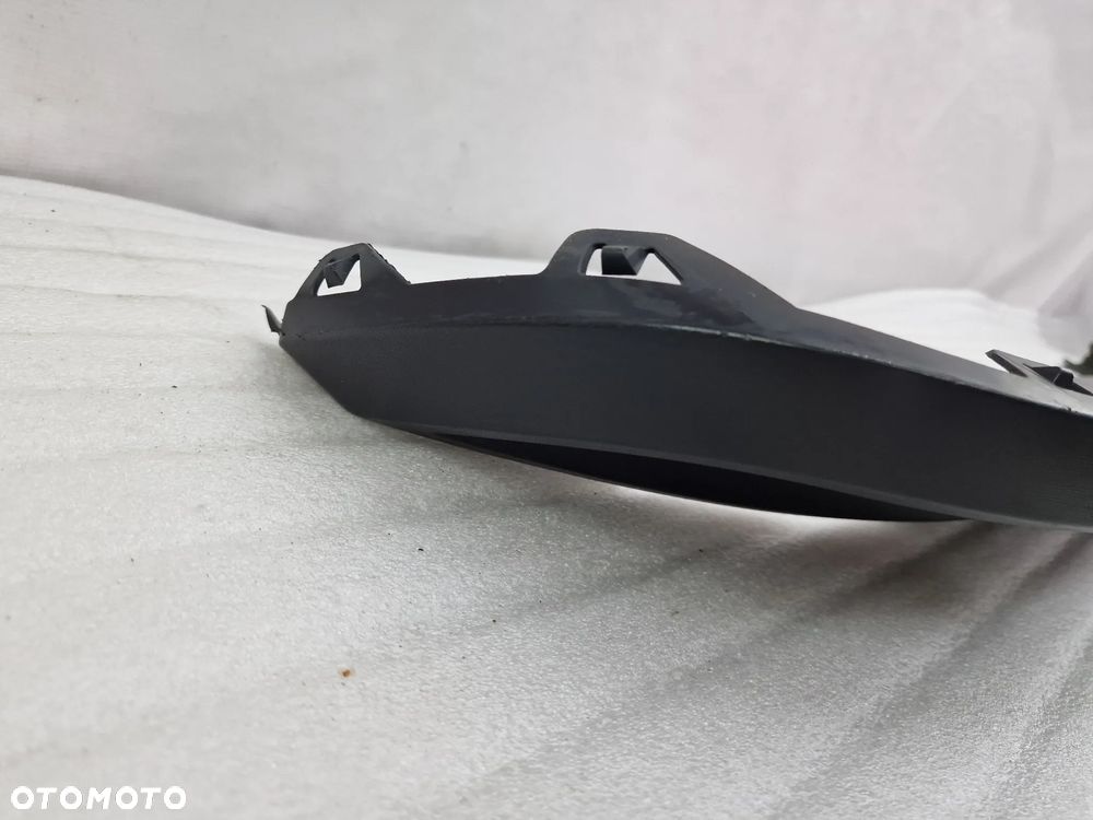 SKODA SUPERB III 3V0 / 3V5 SEDAN 15- DYFUZOR / DOKŁADKA ZDERZAKA TYLNEGO TYLNIEGO TYŁ , NR 3V5807521 , NR AUKCJI DT704 - 2