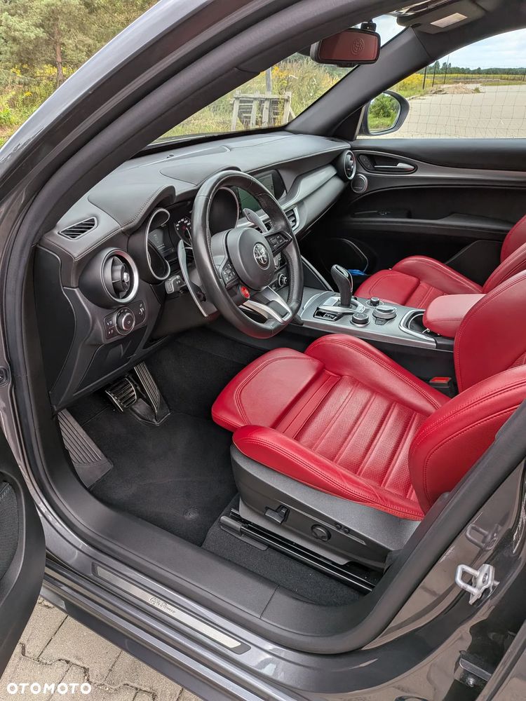 Alfa Romeo Stelvio 2.0 Turbo Veloce Q4 - 14