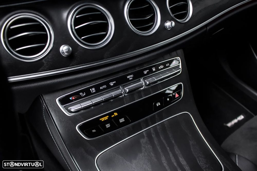 Mercedes-Benz E 300 e AMG Line - 25