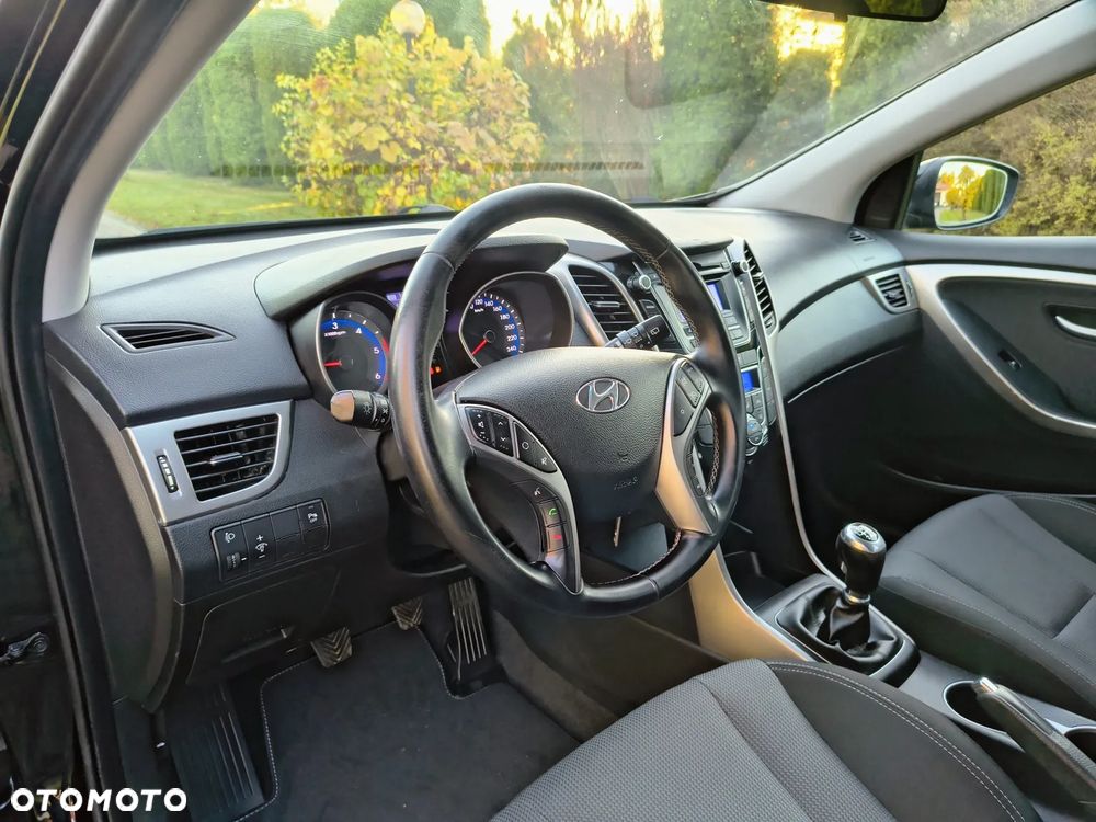 Hyundai i30 1.6 CRDi Style - 11
