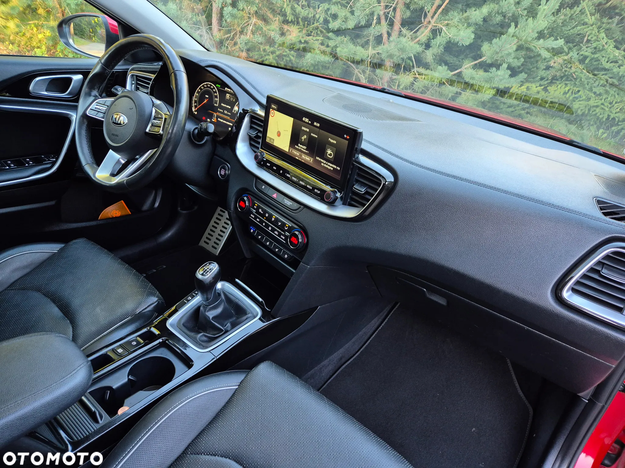 Kia Ceed SW 1.4 T-GDI OPF Platinum Edition - 11
