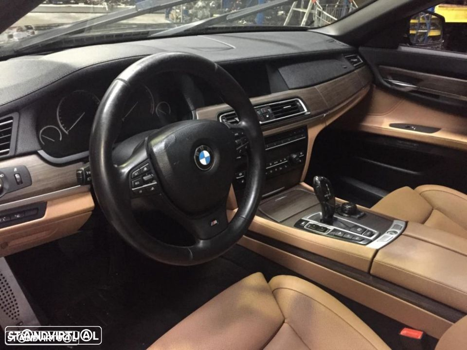 BMW 740 D (F01) XDRIVE PACK M DE 2011 PARA PEÇAS - 4