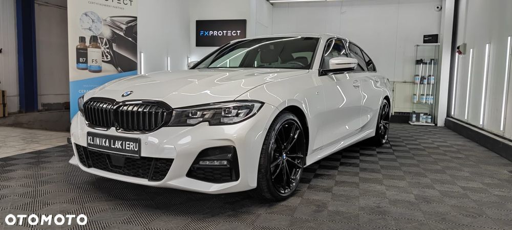BMW Seria 3 320d xDrive M Sport - 4