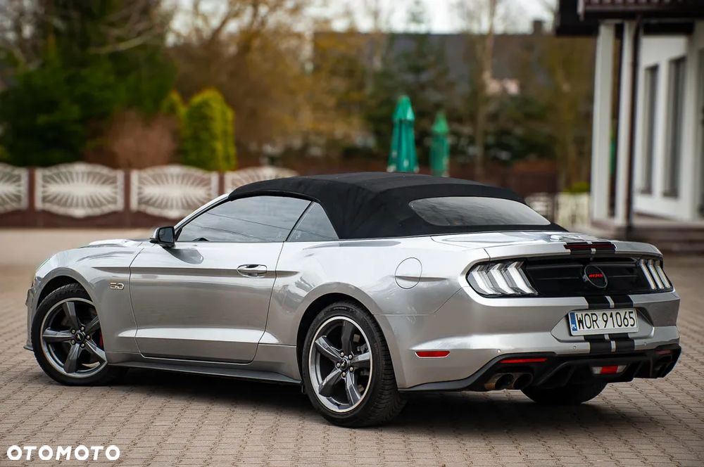 Ford Mustang - 16