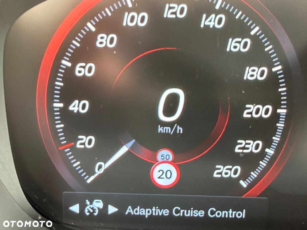Volvo XC 60 D4 SCR Momentum - 29