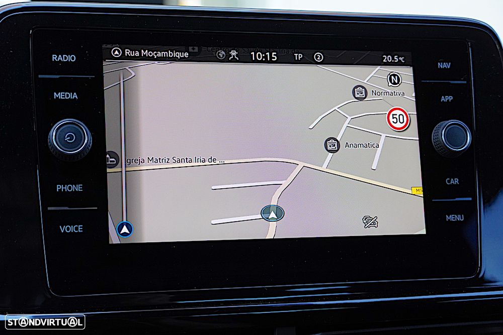 VW T-Roc 2.0 TDI R-Line DSG - 38