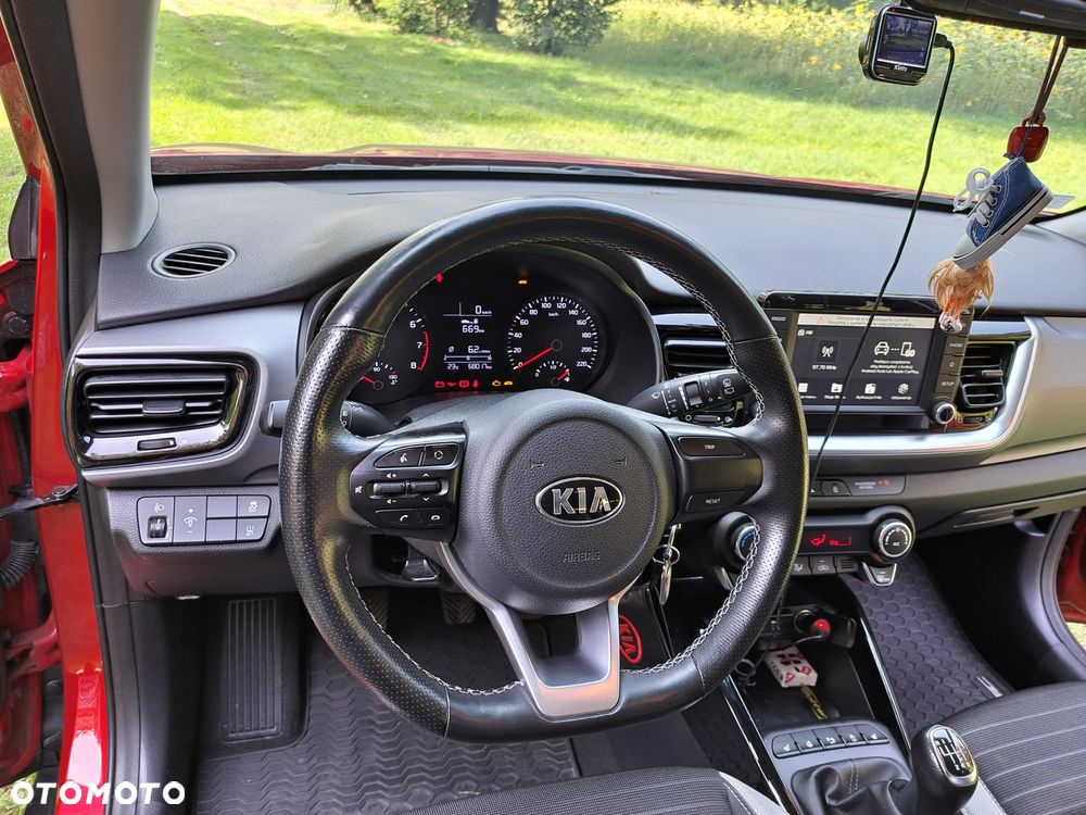 Kia Stonic 1.0 T-GDI L - 8