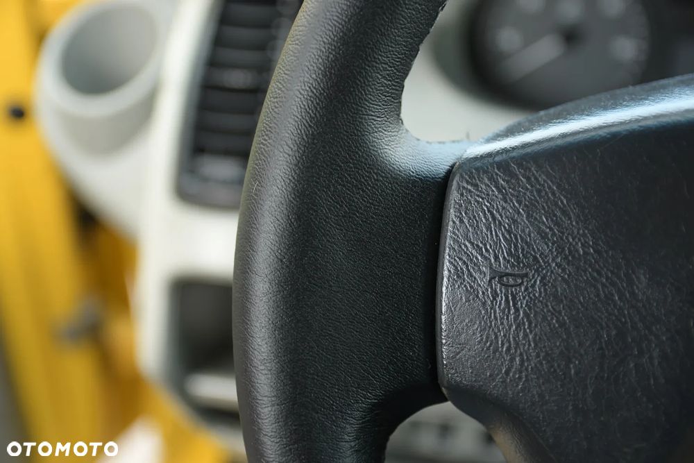 Opel Vivaro - 35