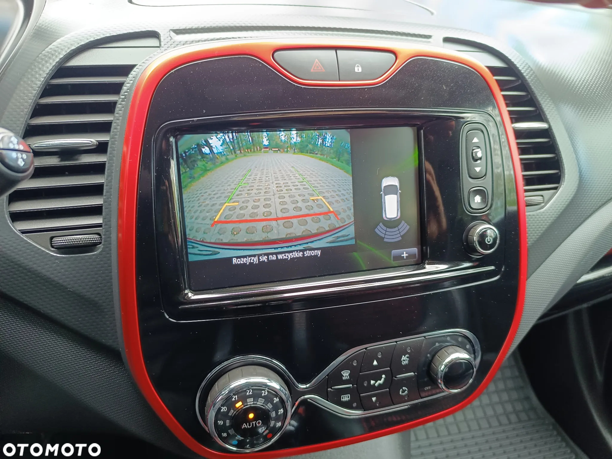 Renault Captur 1.2 TCe Intens EDC - 8