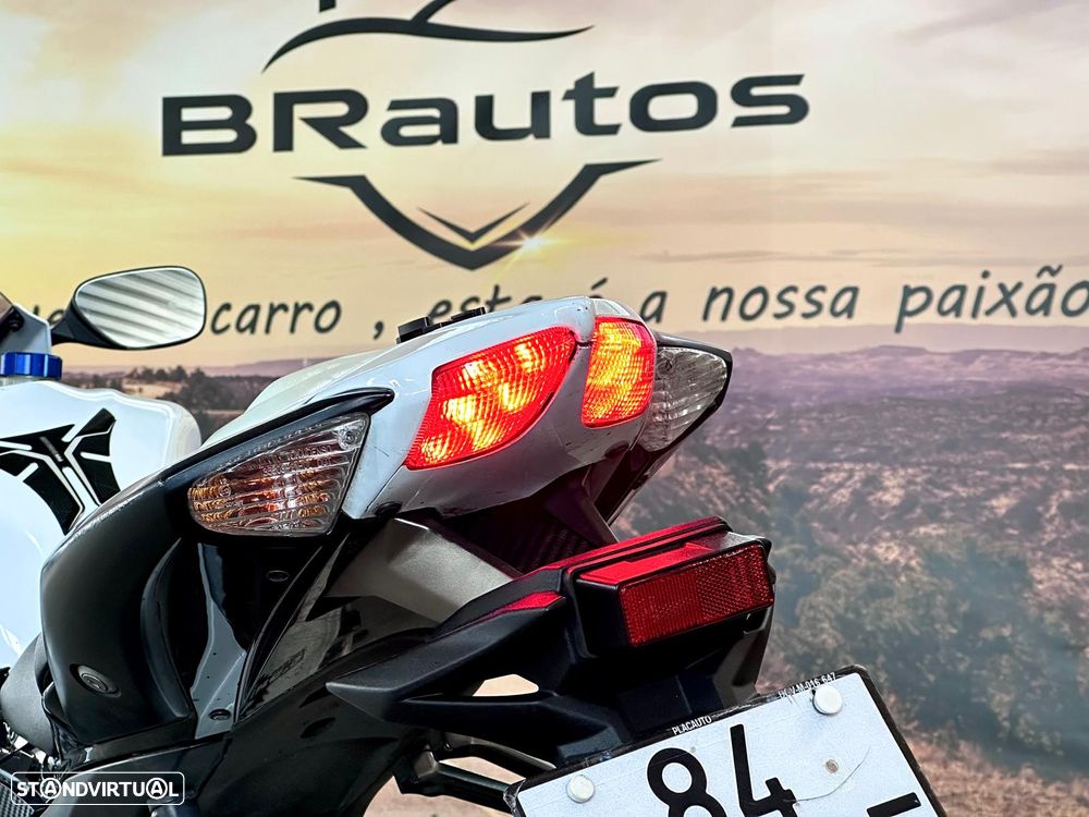 Suzuki GSX-R 600 K9 - 9