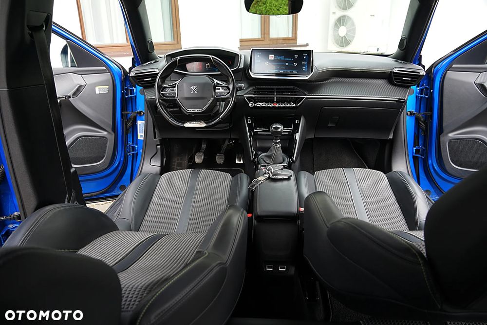 Peugeot 2008 - 13