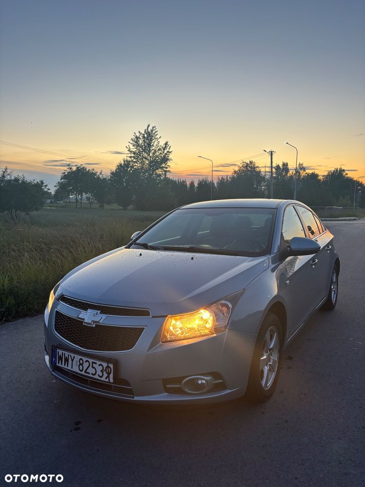 Chevrolet Cruze 1.8 LT+ - 3
