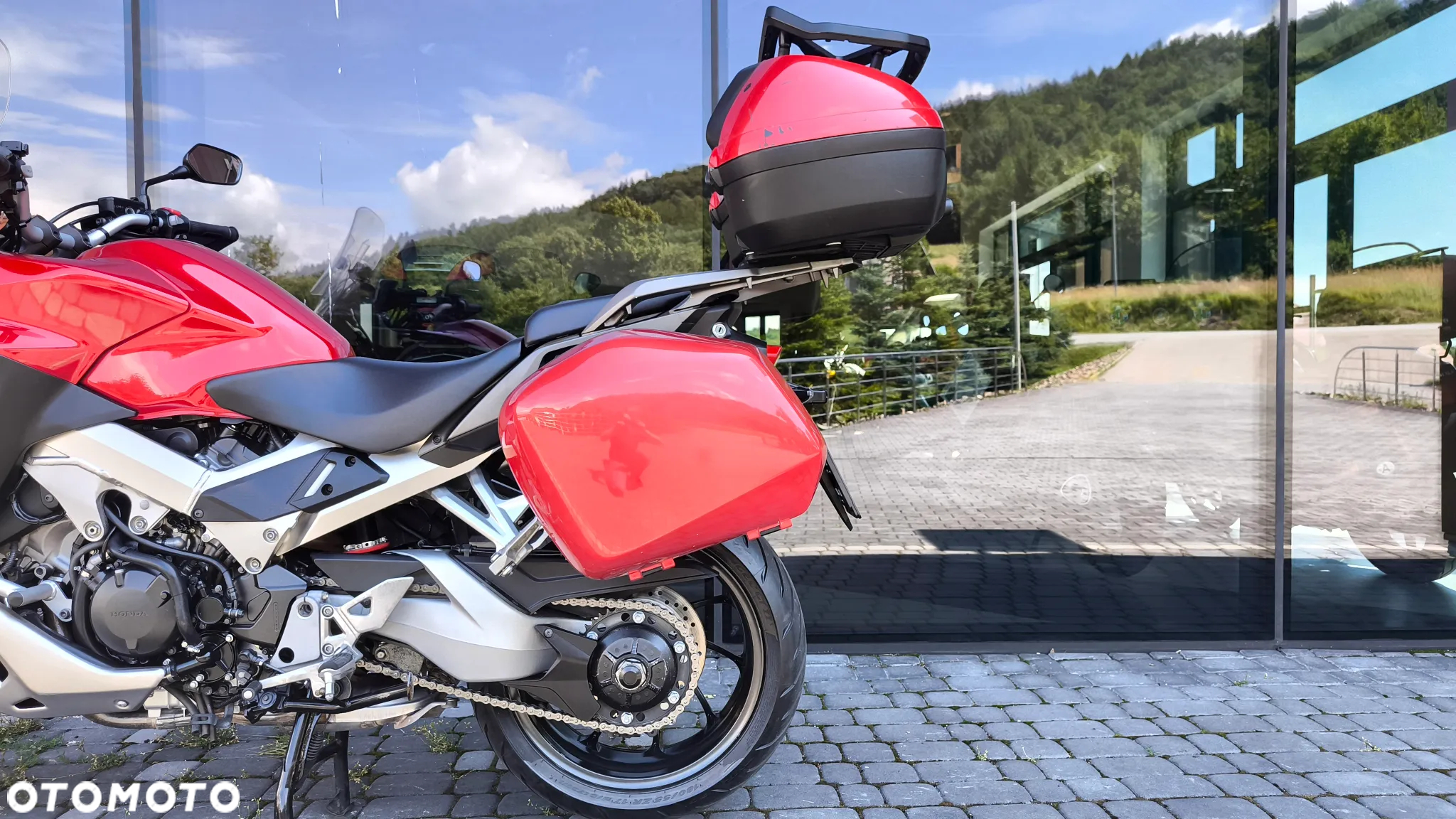 Honda VFR - 14