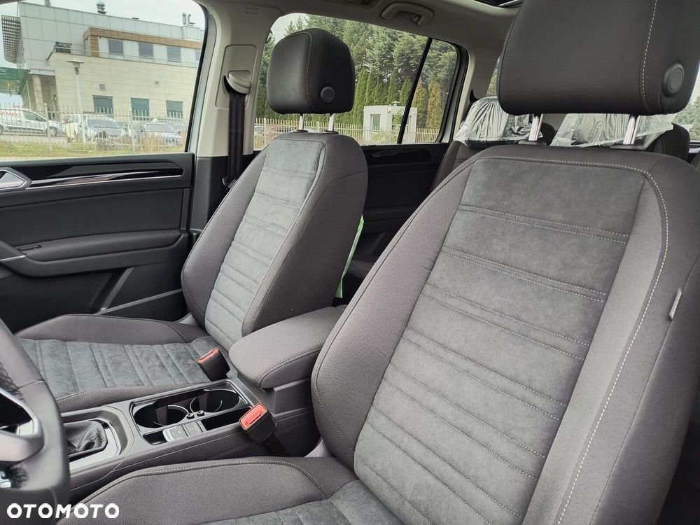 Volkswagen Touran 1.5 TSI EVO Highline DSG - 10