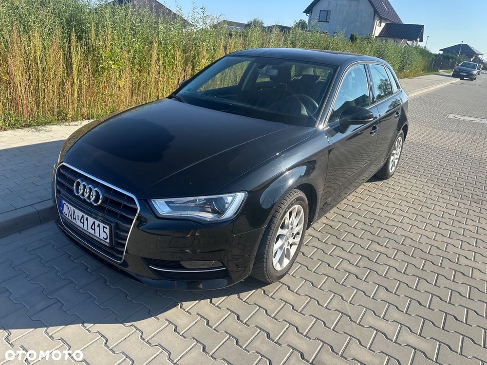 Audi A3 Sportback - 2