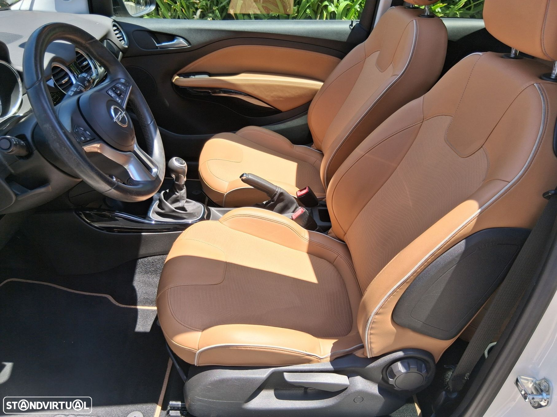Opel Adam 1.0 T Rocks - 24