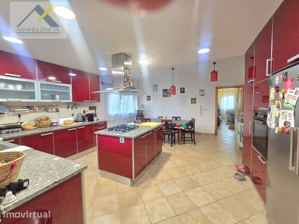 Moradia T5 com Garagem na Quinta do Conde - Grande imagem: 4/38