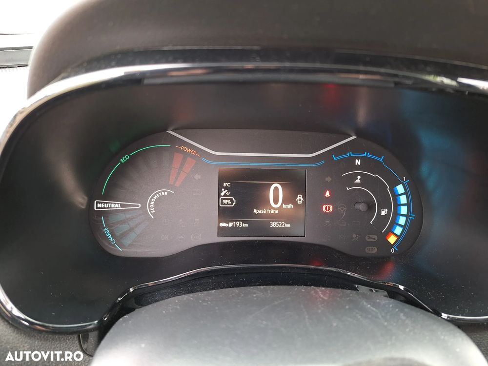 Dacia Spring Expression - 10