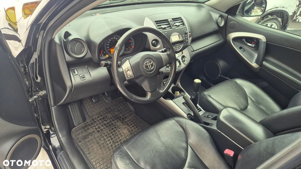 Toyota RAV4 2.0 VVT-i Premium - 19