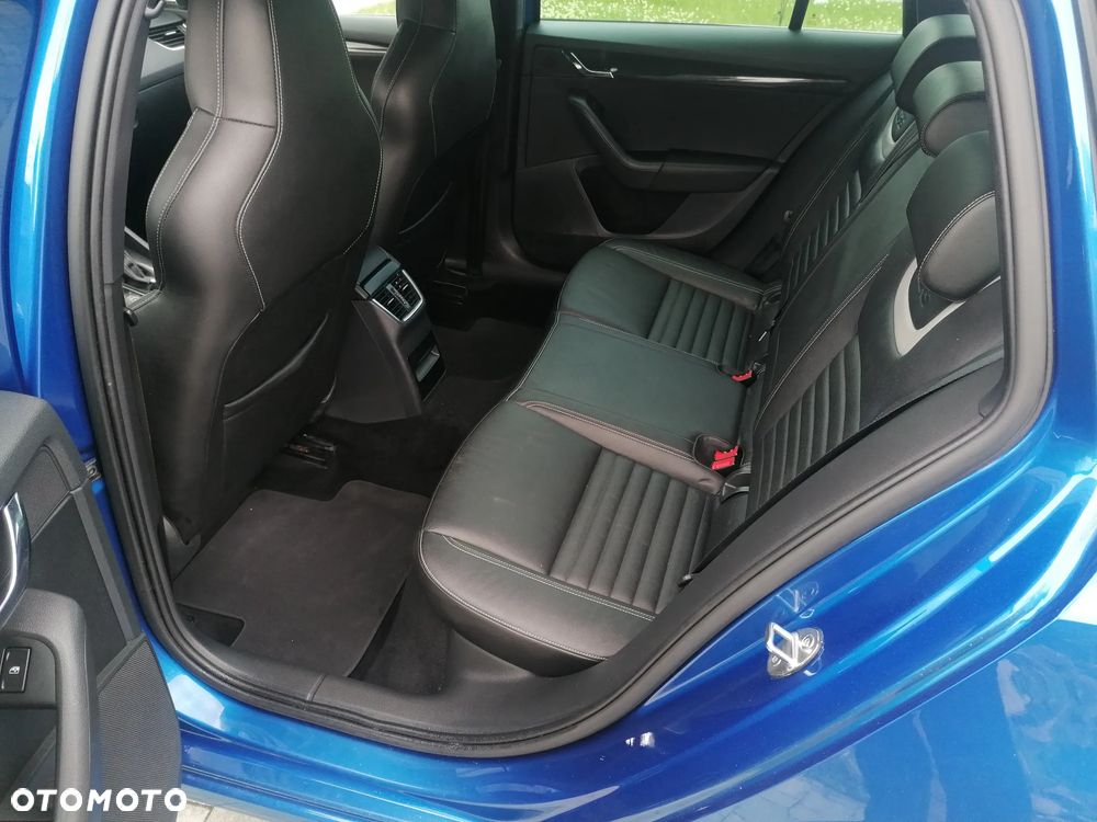 Skoda Octavia 2.0 TDI (Green tec) DSG RS - 11