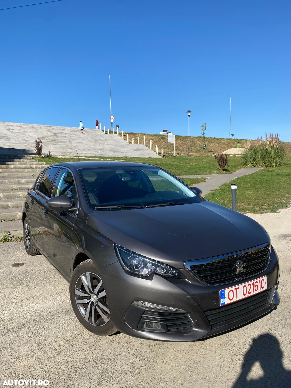 Peugeot 308 1.2 L PureTech Turbo S&S Allure Pack - 2