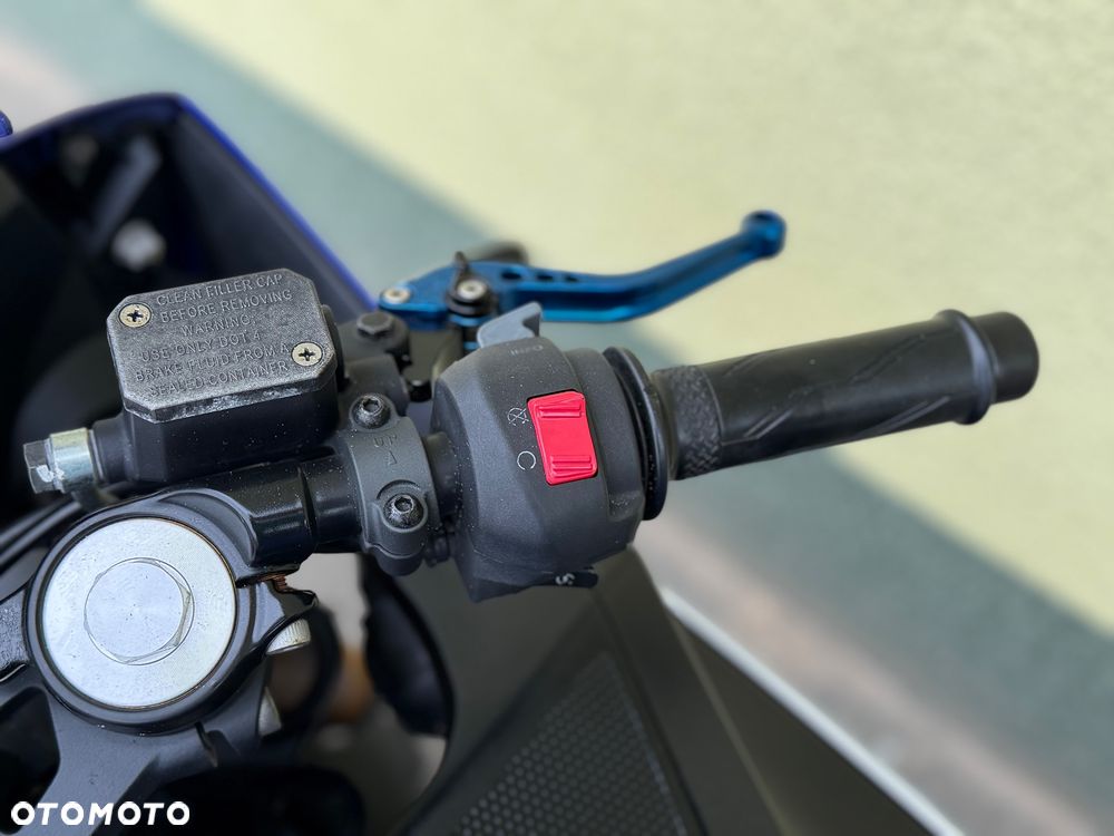 Yamaha YZF - 36