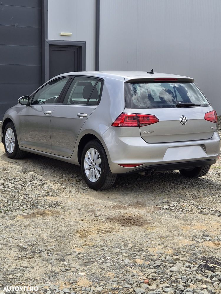 Volkswagen Golf - 4