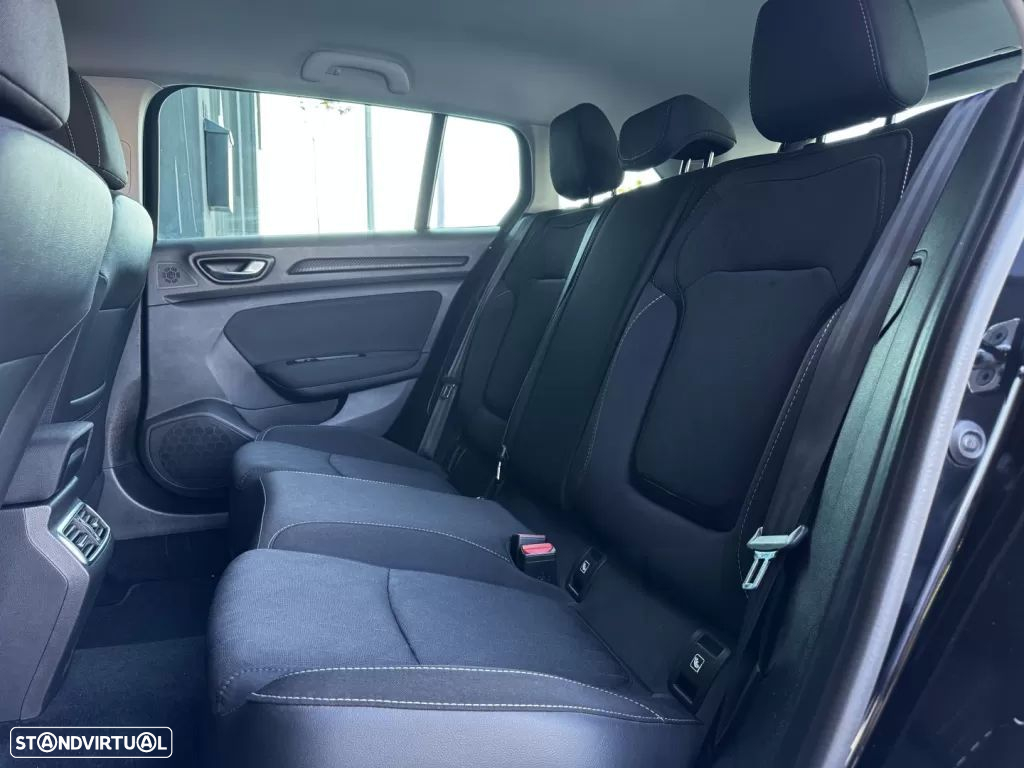 Renault Mégane Sport Tourer 1.5 dCi Limited - 22