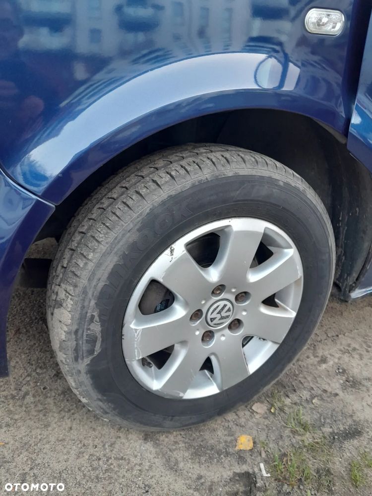 Volkswagen Multivan - 11