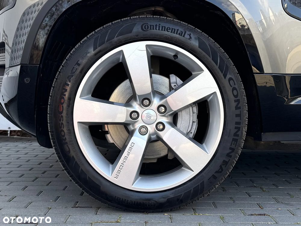 Land Rover Defender 110 D300 X-Dynamic HSE - 7