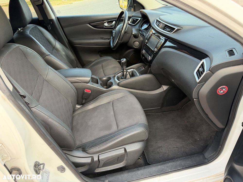 Nissan Qashqai 1.6 DCI Start/Stop 4X4-i Tekna - 5