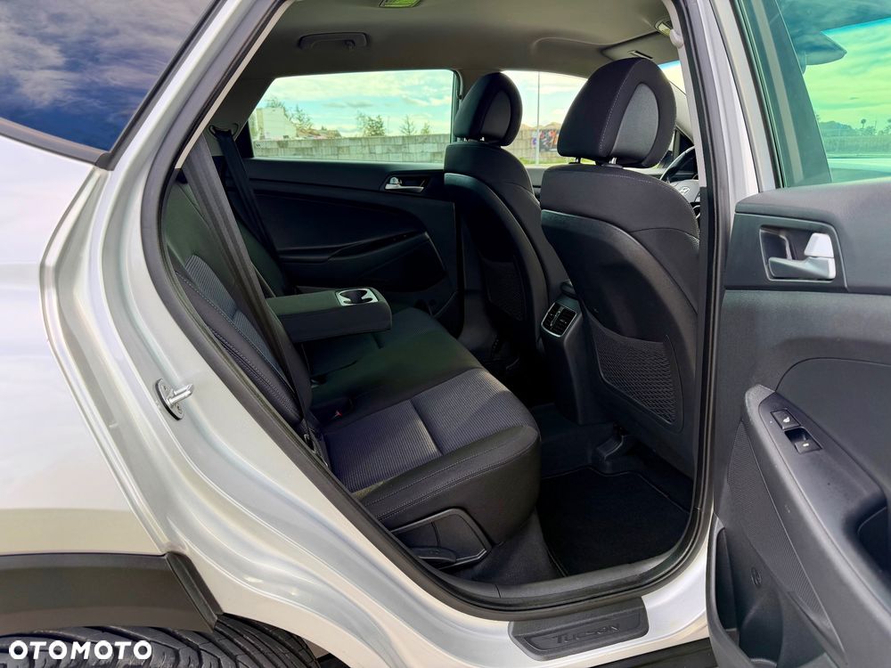 Hyundai Tucson - 16