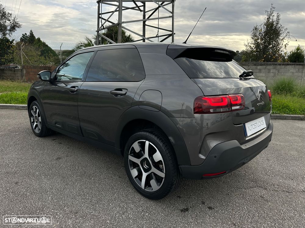 Citroën C4 Cactus 1.2 PureTech Shine EAT6 - 8