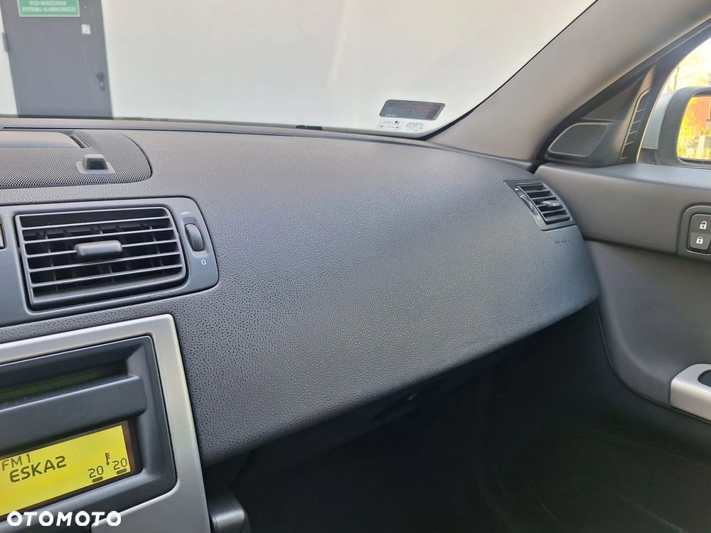 Volvo V50 2.0D Momentum - 32