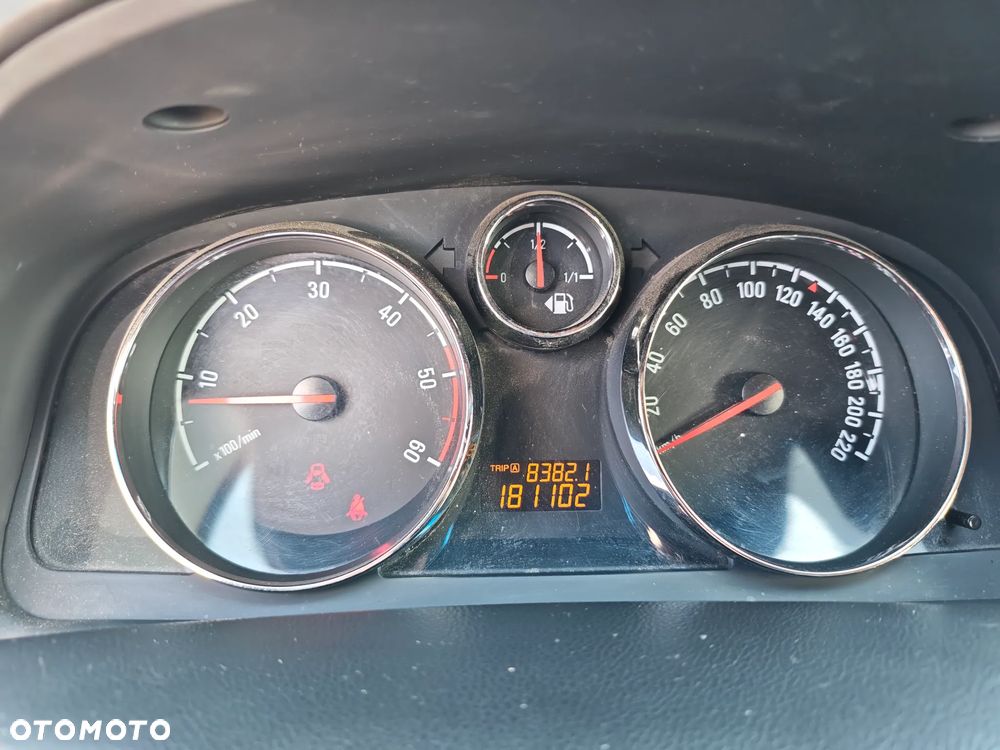 Opel Antara 2.2 CDTI Cosmo - 10