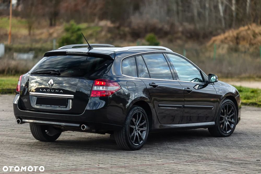 Renault Laguna dCi 175 FAP Initiale - 17