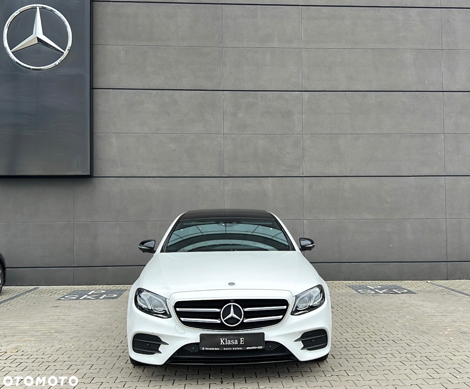 Mercedes-Benz Klasa E 220 d 4-Matic 9G-TRONIC - 5