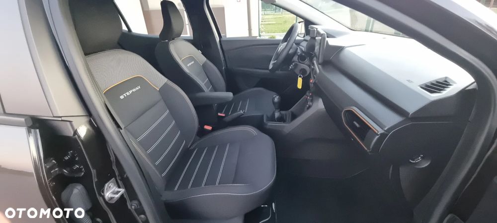 Dacia Sandero Stepway - 12