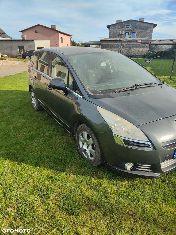 Peugeot 5008 1.6 HDi Premium - 1