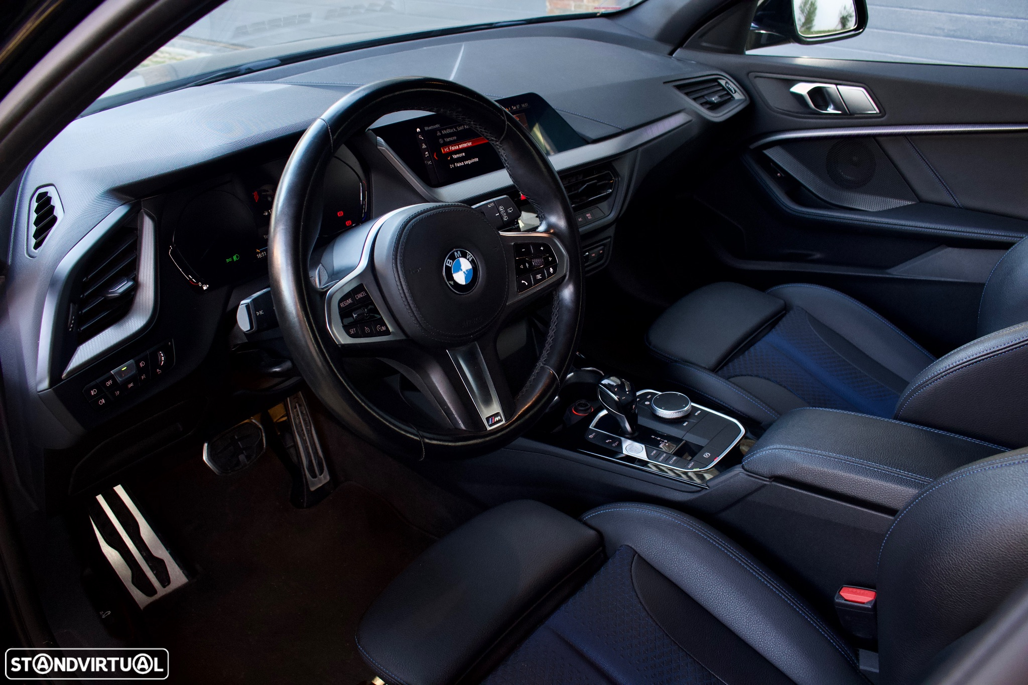 BMW 118 i Pack Desportivo M Auto - 26